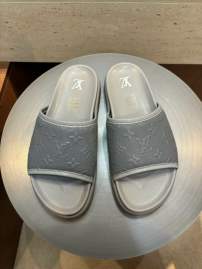 Picture of Louis Vuitton Slippers _SKULVsz38-46hnh0827896